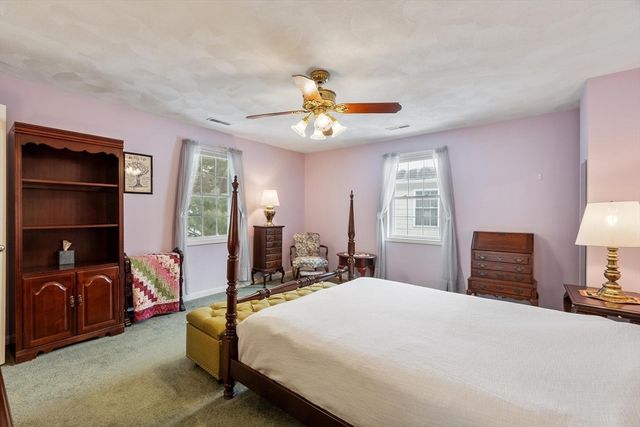 26 Ironwood Ln 26, Tewksbury, MA 01876