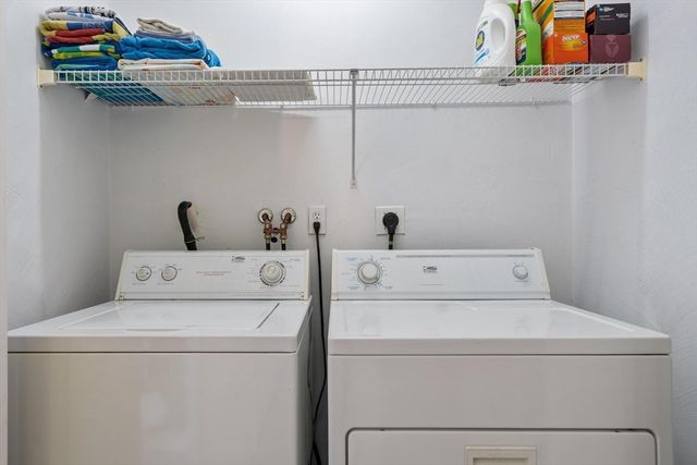 26 Ironwood Ln 26, Tewksbury, MA 01876