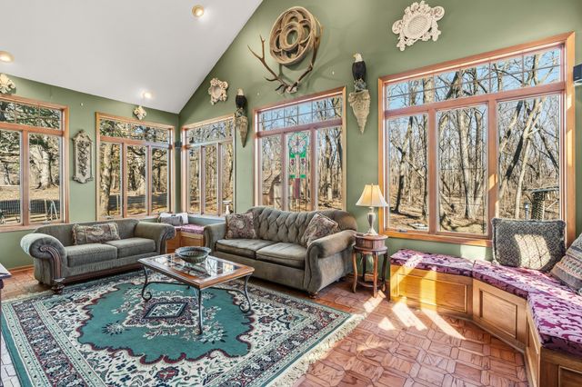 7021 NW 88th Place, Johnston, IA 50131