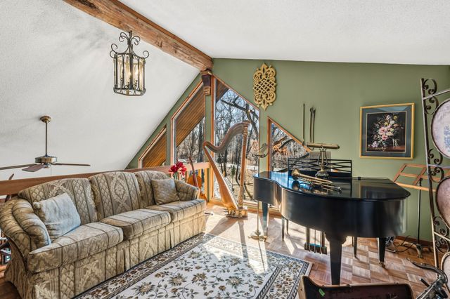 7021 NW 88th Place, Johnston, IA 50131