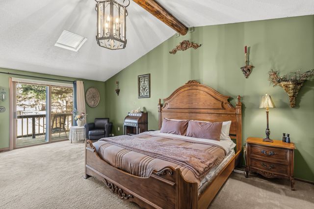 7021 NW 88th Place, Johnston, IA 50131