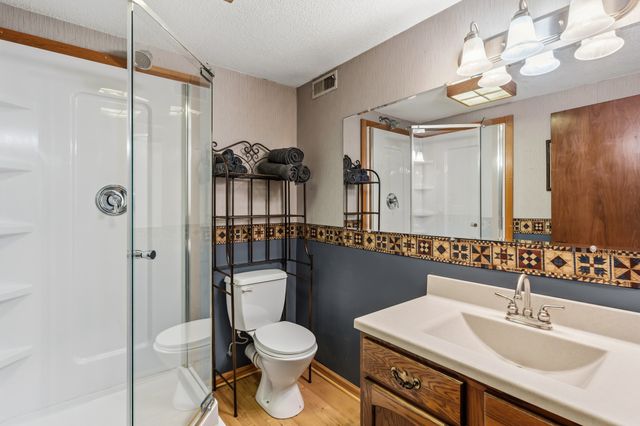 7021 NW 88th Place, Johnston, IA 50131