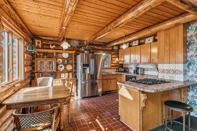 7021 NW 88th Place, Johnston, IA 50131