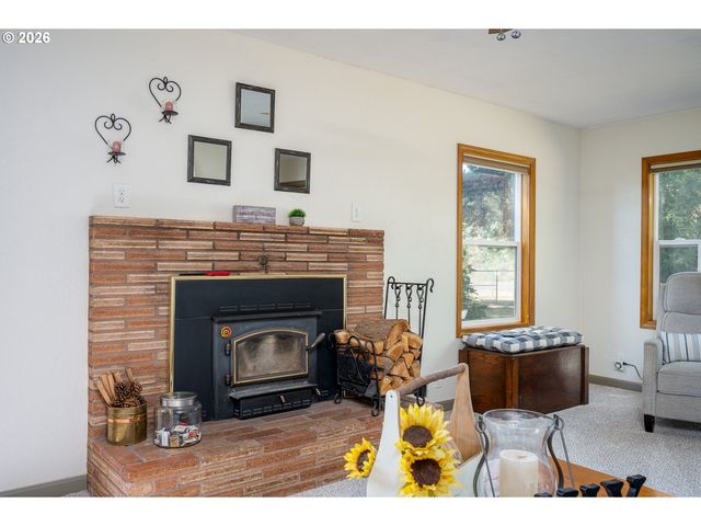9800 Sw HILLSBORO Hwy, Hillsboro, OR 97123