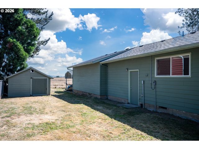 9800 Sw HILLSBORO Hwy, Hillsboro, OR 97123