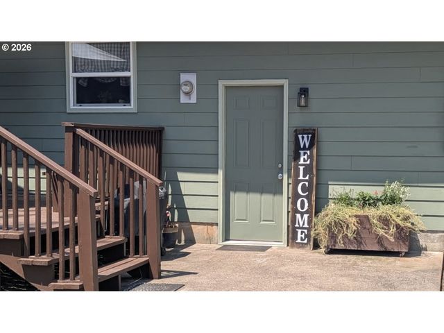 9800 Sw HILLSBORO Hwy, Hillsboro, OR 97123