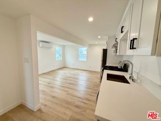 1021 Venice Boulevard 4, Los Angeles, CA 90015