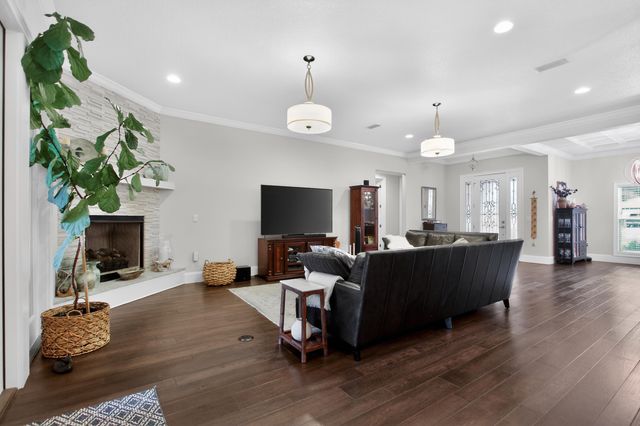 4809 Grove Street, Crestview, FL 32539