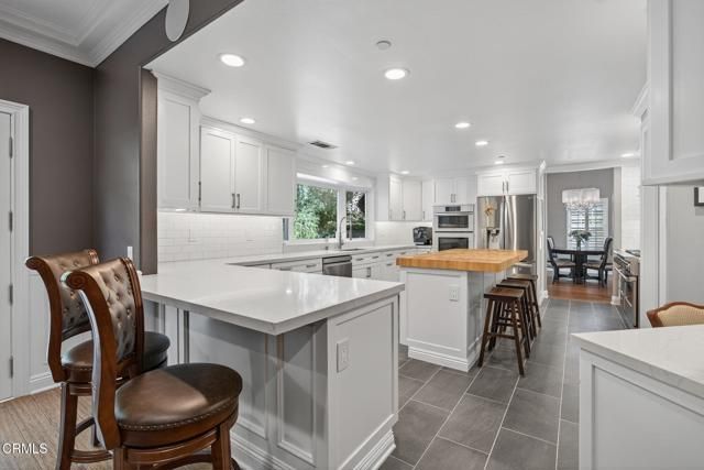 7405 Loma Vista Road, Ventura, CA 93003