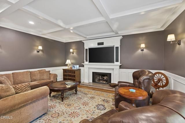 7405 Loma Vista Road, Ventura, CA 93003