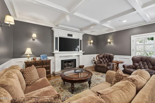 7405 Loma Vista Road, Ventura, CA 93003