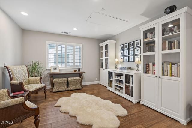 7405 Loma Vista Road, Ventura, CA 93003