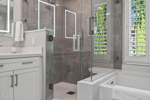 7405 Loma Vista Road, Ventura, CA 93003