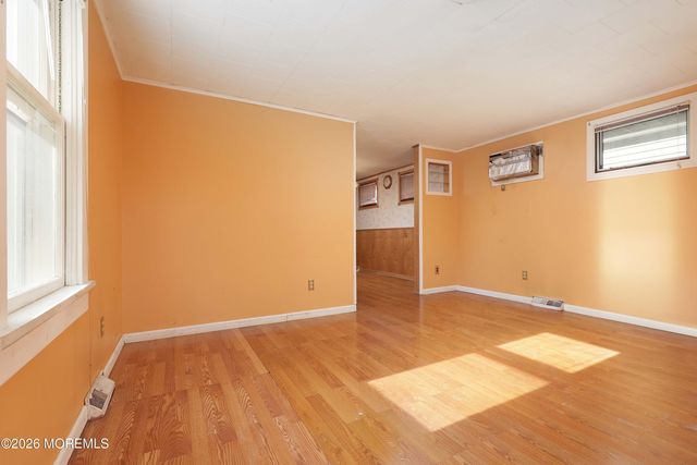 814 Forrest Avenue, Laurence Harbor, NJ 08879