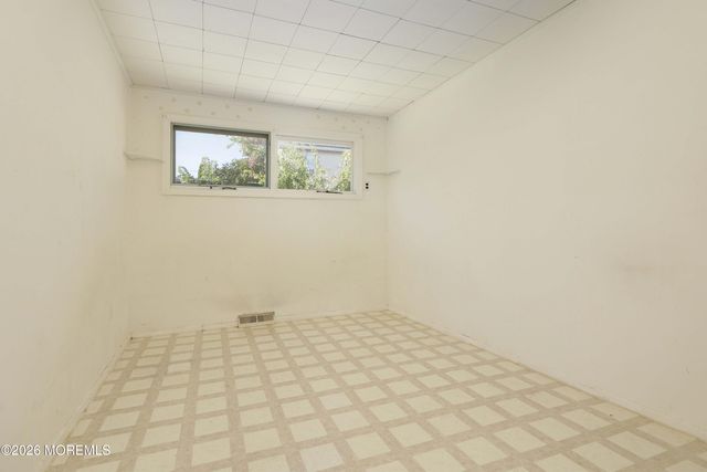 814 Forrest Avenue, Laurence Harbor, NJ 08879