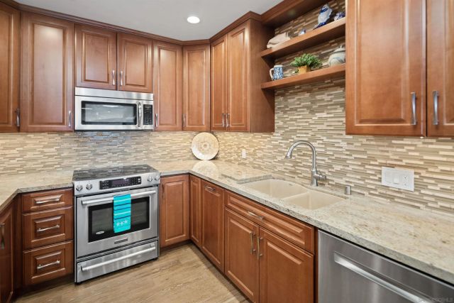 1099 1st Street, Coronado, CA 92118