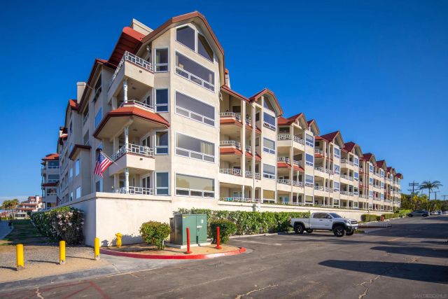 1099 1st Street, Coronado, CA 92118