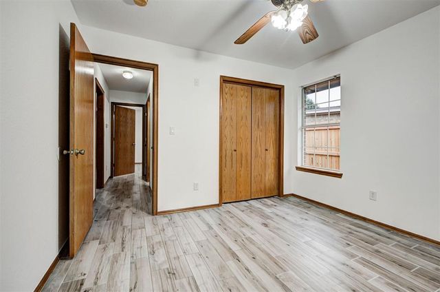 1528 Tudor Drive, Moore, OK 73160