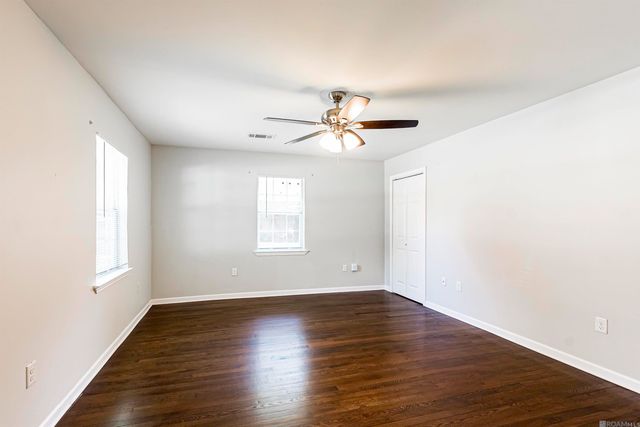 6872 Clinton Ave, Baton Rouge, LA 70805