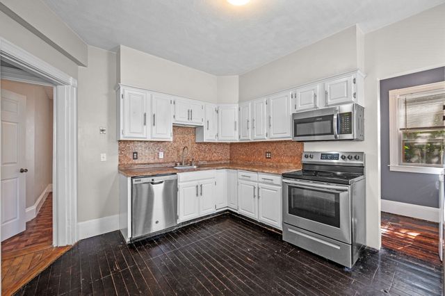 32 Arbella St 1, Salem, MA 01970