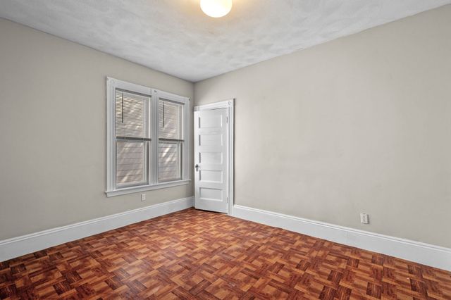 32 Arbella St 1, Salem, MA 01970