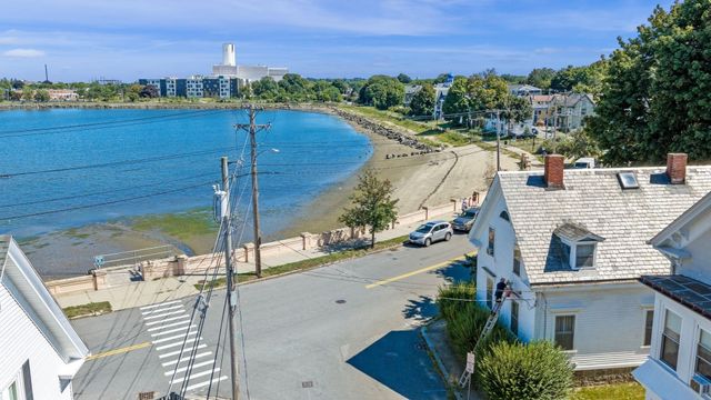 32 Arbella St 1, Salem, MA 01970