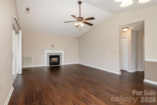 501 Fox Den Court, Hendersonville, NC 28792