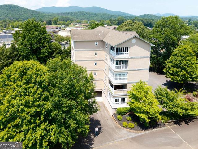 121 River Street N 2A, Hiawassee, GA 30546