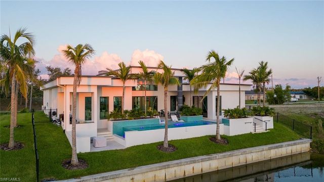 2416 SW 10th AVE, Cape Coral, FL 33914