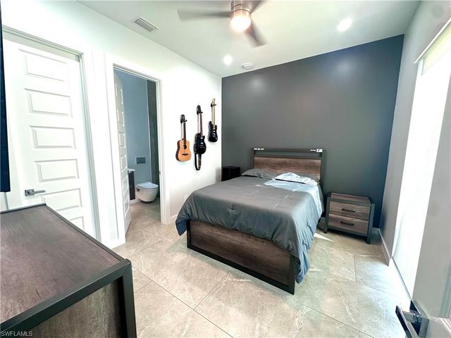 2416 SW 10th AVE, Cape Coral, FL 33914