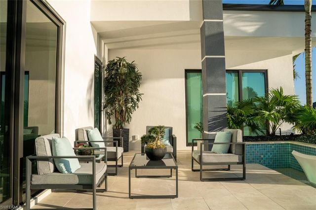 2416 SW 10th AVE, Cape Coral, FL 33914