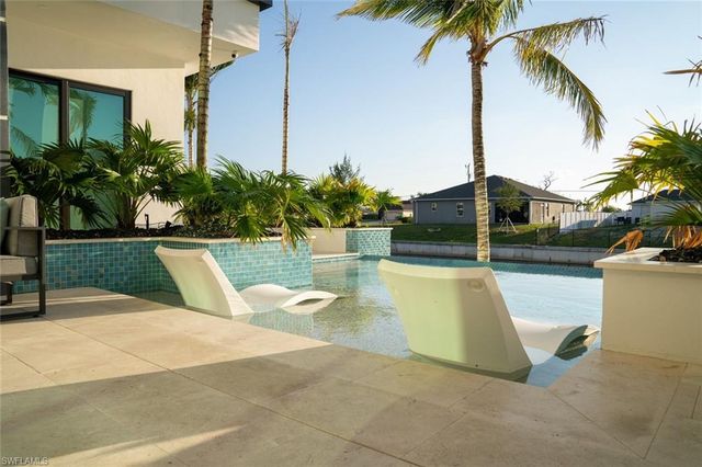 2416 SW 10th AVE, Cape Coral, FL 33914