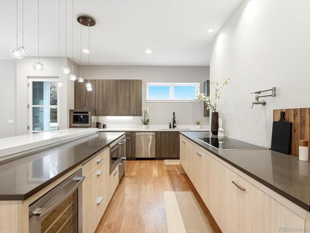 61 N Magnolia Way, Denver, CO 80230