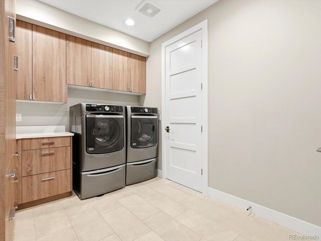 61 N Magnolia Way, Denver, CO 80230