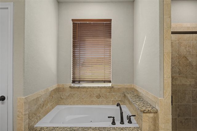 1041 Tex Lane, Springtown, TX 76082