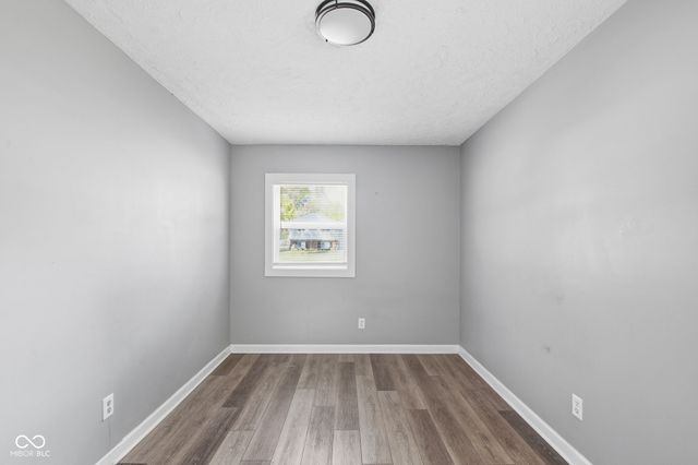263 N Raceway Road, Indianapolis, IN 46234