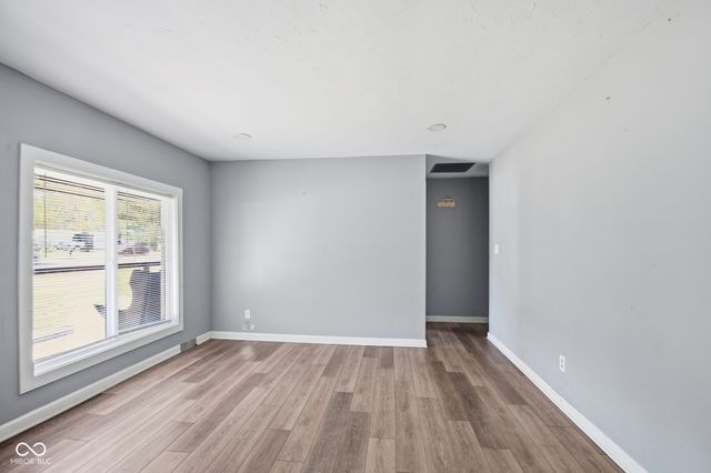 263 N Raceway Road, Indianapolis, IN 46234