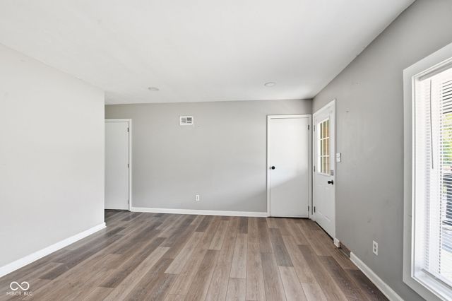 263 N Raceway Road, Indianapolis, IN 46234