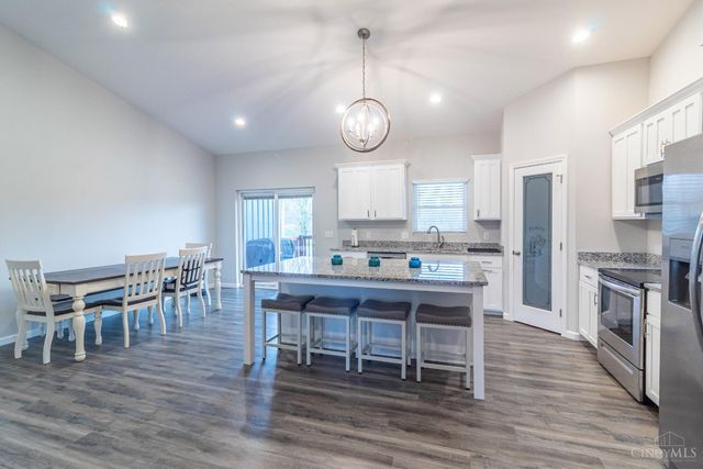 16 Old State Road, Manchester, OH 45144