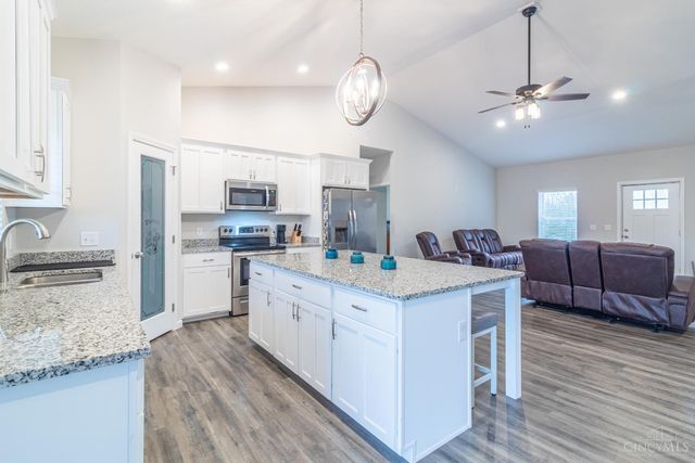 16 Old State Road, Manchester, OH 45144