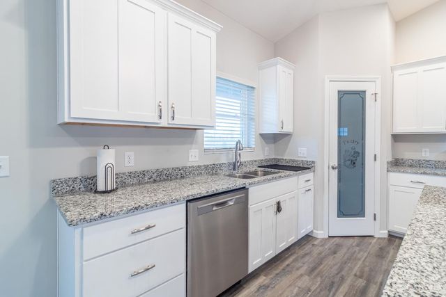 16 Old State Road, Manchester, OH 45144