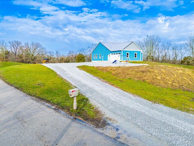 16 Old State Road, Manchester, OH 45144