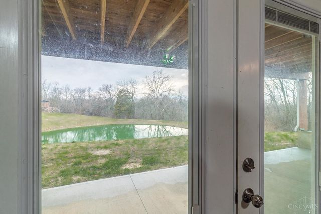 16 Old State Road, Manchester, OH 45144