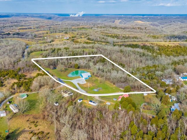 16 Old State Road, Manchester, OH 45144