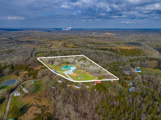 16 Old State Road, Manchester, OH 45144