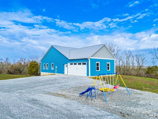 16 Old State Road, Manchester, OH 45144