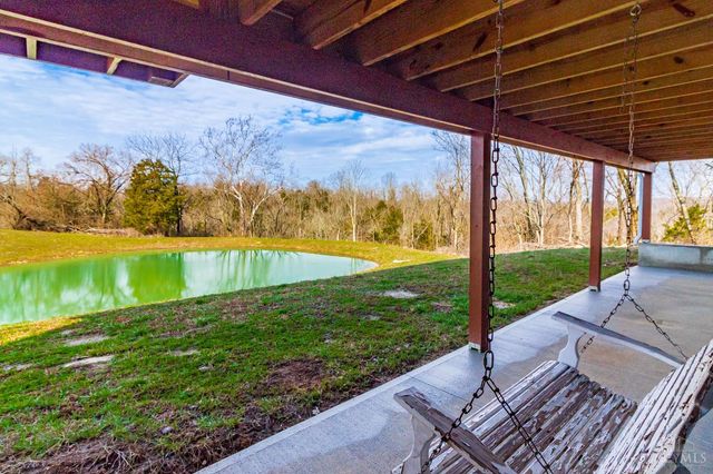 16 Old State Road, Manchester, OH 45144