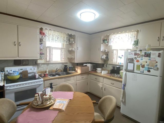 672 E Franklin Street, Huntington, IN 46750