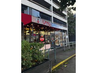 682 E 13th Ave, Eugene, OR 97401