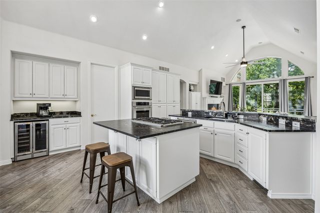 10984 Stagecoach Pass, Pilot Point, TX 76258